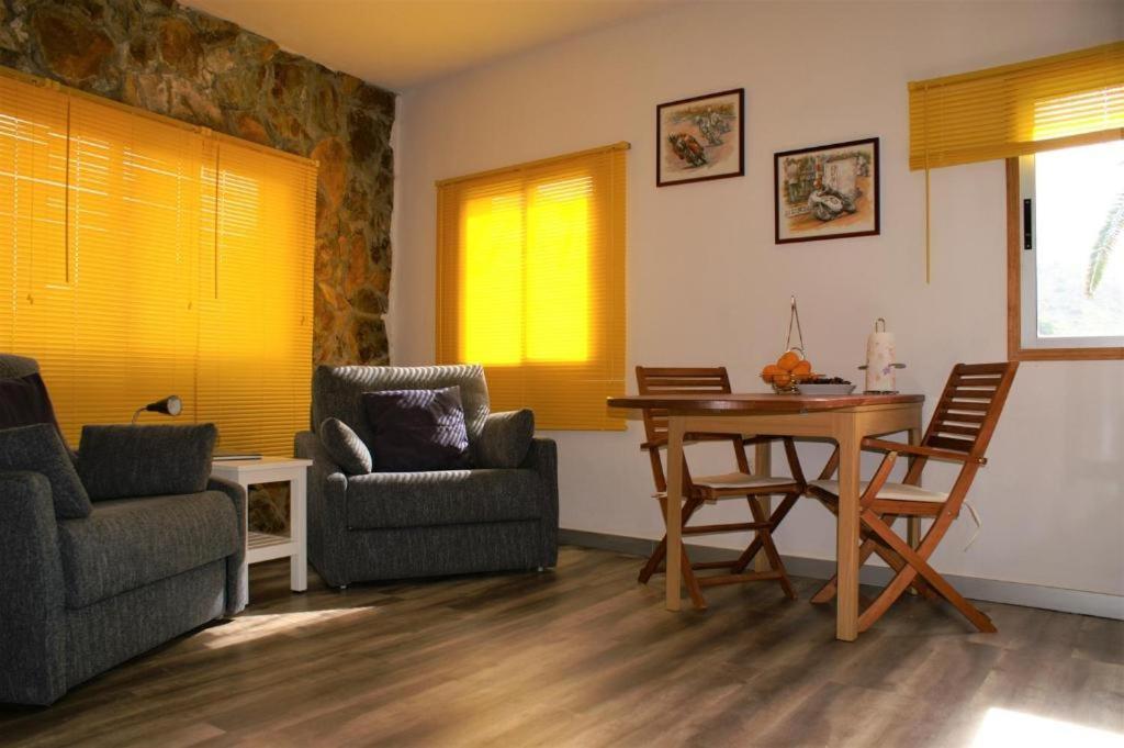 Holiday home Cuenca De Liria Hermigua